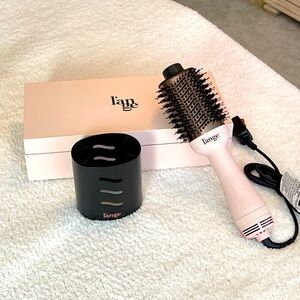 L’ange 2 in 1 titanium Le Volume hair dryer with a style-sculpting thermal brush